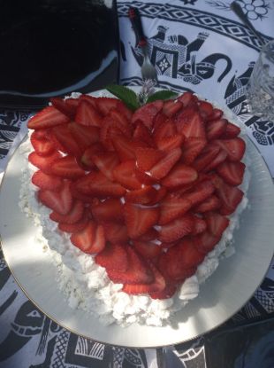 Imagen de Torta frutillas de corazón