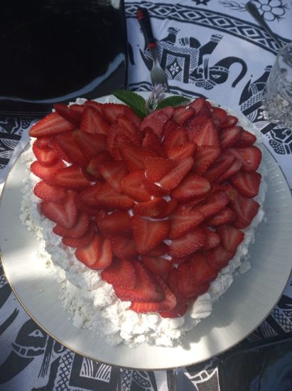 Imagen de Torta frutillas de corazón